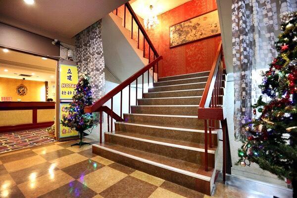 Hotel Lee-Chan Тайпей Екстериор снимка